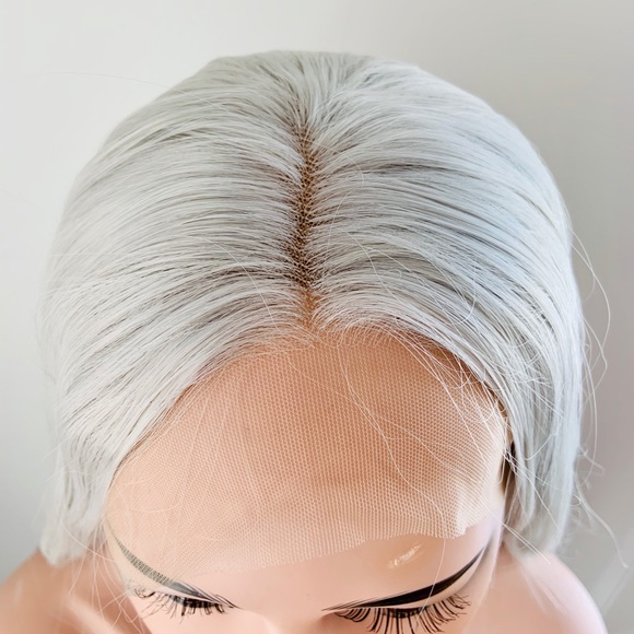 Very Pretty Long & Straight Magenta Pearl Color 13x2.5 Lace Front Wig - Picture 5 of 10